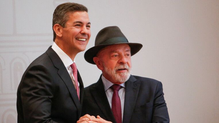 Santiago Pena, atual presidente do Paraguai, com Lula