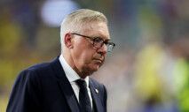 Soccer Football - FIFA World Cup 2026 - Group C - Scotland v Brazil - Miami Stadium, Miami Gardens, Florida, U.S. - June 24, 2026 Brazil coach Carlo Ancelotti leaves the pitch at half time REUTERS/Paul Childs