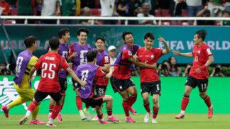 Soccer Football - FIFA World Cup 2026 - Group A - South Korea v Czech Republic - Estadio Guadalajara, Guadalajara, Mexico - June 11, 2026 South Korea's Hwang In-beom celebrates scoring their first goal with teammates REUTERS/Paul Childs TPX IMAGES OF THE DAY
