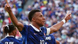 Soccer Football - FIFA World Cup 2026 - Round of 32 - France v Sweden - New York New Jersey Stadium, East Rutherford, New Jersey, U.S. - June 30, 2026 France's Kylian Mbappe celebrates scoring their third goal IMAGN IMAGES via Reuters/Vincent Carchietta