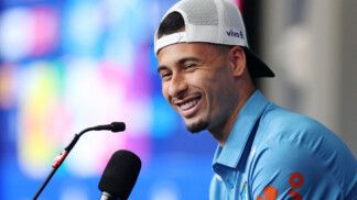 Gabriel Martinelli fala sobre Neymar e Vini Jr.