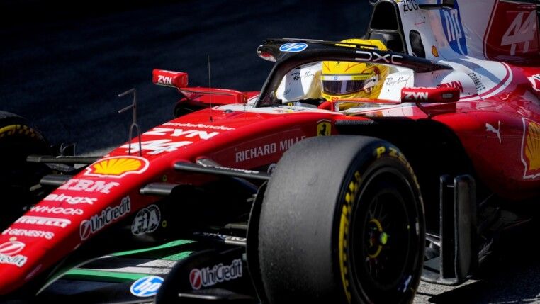 Formula One F1 - Barcelona-Catalunya Grand Prix - Circuit de Barcelona-Catalunya, Barcelona, Spain - June 14, 2026 Ferrari's Lewis Hamilton makes a pit stop during the race Pool via REUTERS/Manaure Quintero
