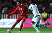 Soccer Football - International Friendly - Portugal v Nigeria - Estadio Dr. Magalhaes Pessoa, Leiria, Portugal - June 10, 2026 Portugal's Cristiano Ronaldo in action with Nigeria's Calvin Bassey REUTERS/Rodrigo Antunes