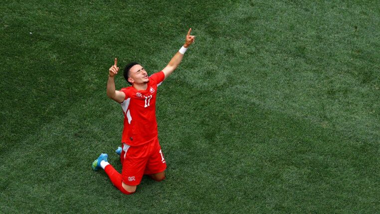 Soccer Football - FIFA World Cup 2026 - Group B - Switzerland v Bosnia and Herzegovina - Los Angeles Stadium, Inglewood, California, U.S. - June 18, 2026 Switzerland's Ruben Vargas celebrates scoring their second goal REUTERS/Matthew Childs TPX IMAGES OF THE DAY