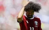 Akram Afif, do Catar, reage durante a partida diante da Suíça, no Estádio da Baía de São Francisco, Santa Clara, Califórnia