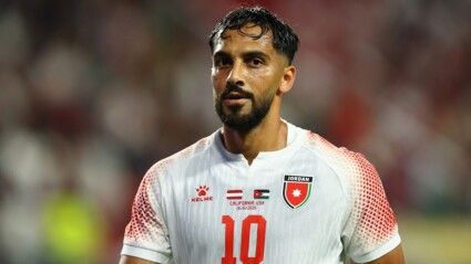 O atacante Mousa Al-Tamari, da Jordânia, durante a partida da Copa contra a Áustria, em Santa Clara