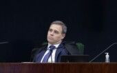 Ministro André Mendonça na sessão da Segunda Turma do STF