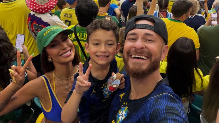 Bianca Andrade e Fred Bruno levam o filho Cris a jogo do Brasil na Copa do Mundo