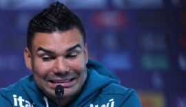 Casemiro em coletiva da seleção