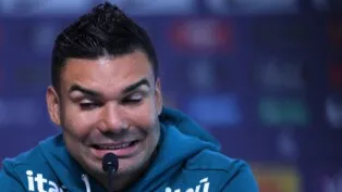 Casemiro em coletiva da seleção