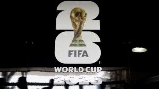 Vista geral da identidade visual da Copa do Mundo de 2026 no estádio de Nova York/Nova Jersey, em East Rutherford, Nova Jersey, durante visita às instalações da arena que receberá partidas do Mundial