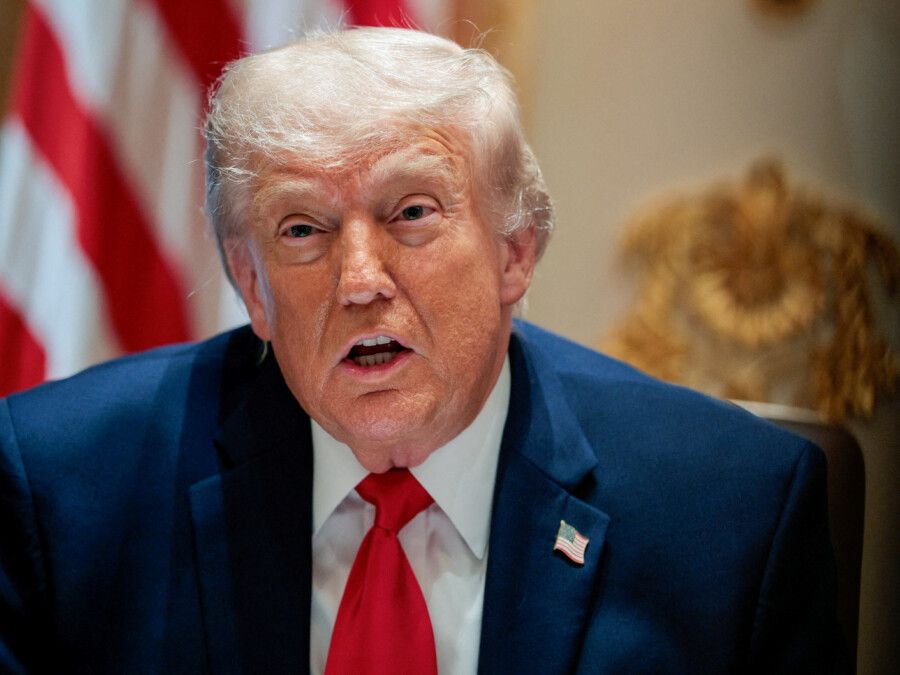 Um documento de extorsão”: novo tarifaço de Trump mira Pix