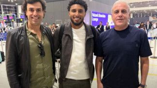 Éderson embarca para os EUA