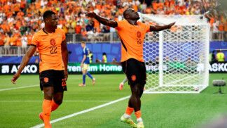 Holanda faz gol contra a Suécia na Copa do Mundo 2026