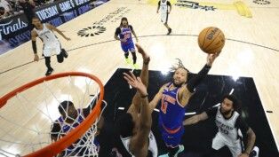 Cesta de Jalen Brunson para o Knicks