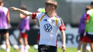 O alemão Lennart Karl durante treinamento da Alemanha no campus da Adidas