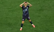 Maurício comemora o gol de honra do Paraguai na derrota por 4 a 1 para os Estados Unidos, pela primeira rodada do Grupo D da Copa do Mundo de 2022, em Los Angeles