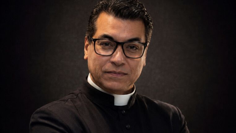 Padre Chrystian Shankar