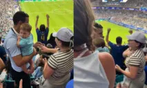 Uruguaia pede namorado em casamento no estádio de Miami (EUA) no momento do empate de Cabo Verde