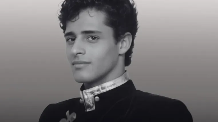 Robson Barros, dos Paquitos da Xuxa, que morreu aos 58 anos