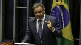 Aécio Neves