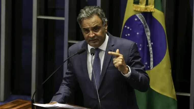 Aécio Neves