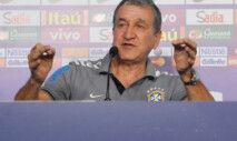 Parreira tem "discreta melhora", mas seu estado ainda segue grave