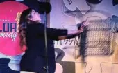 Quem é a comediante chamada de gorda que levou cadeirada em Florianópolis