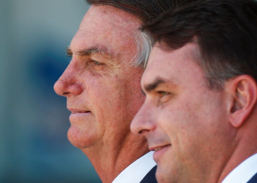 Jair e Flávio Bolsonaro