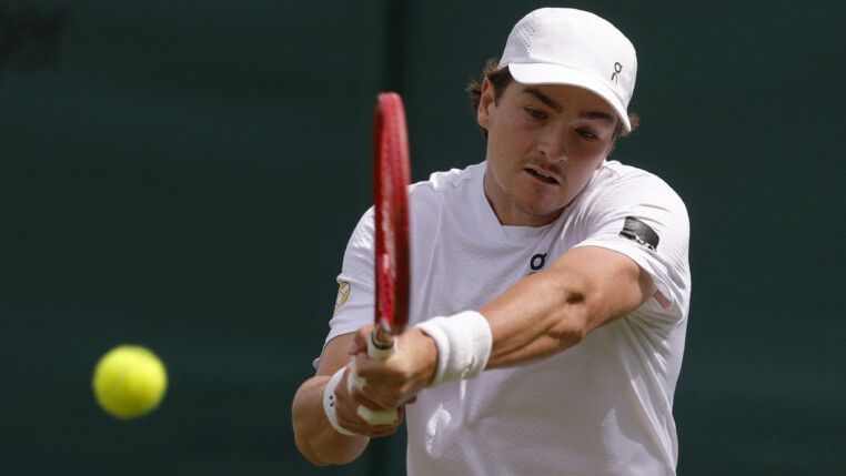 João Fonseca vence De Jong e avança à 3ª rodada de Wimbledon