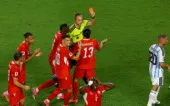 Soccer Football - FIFA World Cup 2026 - Quarter Final - Argentina v Switzerland - Kansas City Stadium, Kansas City, Missouri, U.S. - July 11, 2026 Switzerland's Breel Embolo is shown a red card by referee Joao Pinheiro after a VAR review REUTERS/Albert Gea