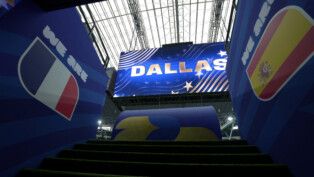 Estádio em Dallas onde acontece Espanha x França