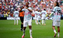 Soccer Football - FIFA World Cup 2026 - Round of 32 - Belgium v Senegal - Seattle Stadium, Seattle, Washington, U.S. - July 1, 2026 Belgium's Youri Tielemans celebrates scoring their third goal REUTERS/Agustin Marcarian