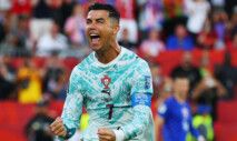 Soccer Football - FIFA World Cup 2026 - Round of 32 - Portugal v Croatia - Toronto Stadium, Toronto, Canada - July 2, 2026 Portugal's Cristiano Ronaldo celebrates scoring their first goal REUTERS/Mike Segar