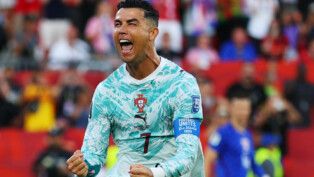 Soccer Football - FIFA World Cup 2026 - Round of 32 - Portugal v Croatia - Toronto Stadium, Toronto, Canada - July 2, 2026 Portugal's Cristiano Ronaldo celebrates scoring their first goal REUTERS/Mike Segar