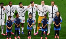 Soccer Football - FIFA World Cup 2026 - Semi Final - England v Argentina - Atlanta Stadium, Atlanta, Georgia, U.S. - July 15, 2026 England players line up during the national anthems before the match REUTERS/Carlos Barria