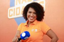 A jornalista Érika Leal A jornalista Érika Leal
