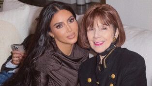Kim Kardashian e a avó, Mary Jo Campbell