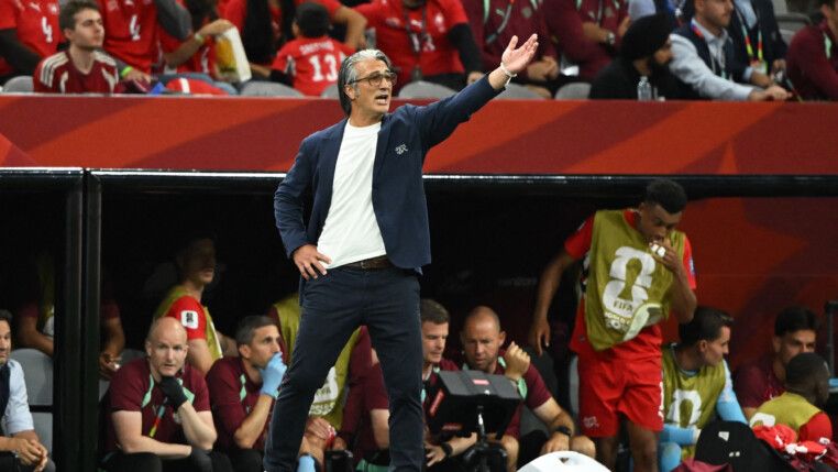 Soccer Football - FIFA World Cup 2026 - Round of 32 - Switzerland v Algeria - BC Place, Vancouver, Canada - July 2, 2026 Switzerland coach Murat Yakin reacts IMAGN IMAGES via Reuters/Anne-Marie Sorvin