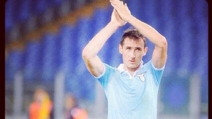 Scaloni une Messi e Klose em ligação emocionante após quebra de recorde na Copa