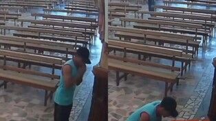 Homem ajoelhado em igreja, levanta e comete furto