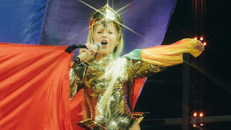 Xuxa Meneghel em "O Último Voo da Nave"