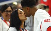 Ashlyn Castro e Jude Bellingham se beijam na Copa do Mundo 2026