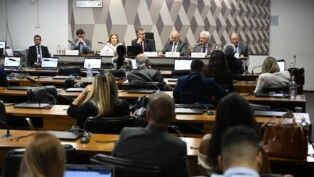 Comissão de Assuntos Sociais (CAS) promove audiência pública destinada a instruir o PL 6.461/2019, que “institui o Estatuto do Aprendiz; e altera a Consolidação das Leis do Trabalho, aprovada pelo Decreto-Lei nº 5.452, de 1º de maio de 1943 (CLT), e as Leis nºs 6.019, de 3 de janeiro de 1974, e 14.601, de 19 de junho de 2023”.