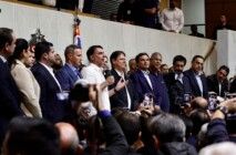 comnvencao-uniao-pp-flavio Derrite, Flávio Bolsonaro e Tarcísio de FReitas na convenção da União-PP em São Paulo