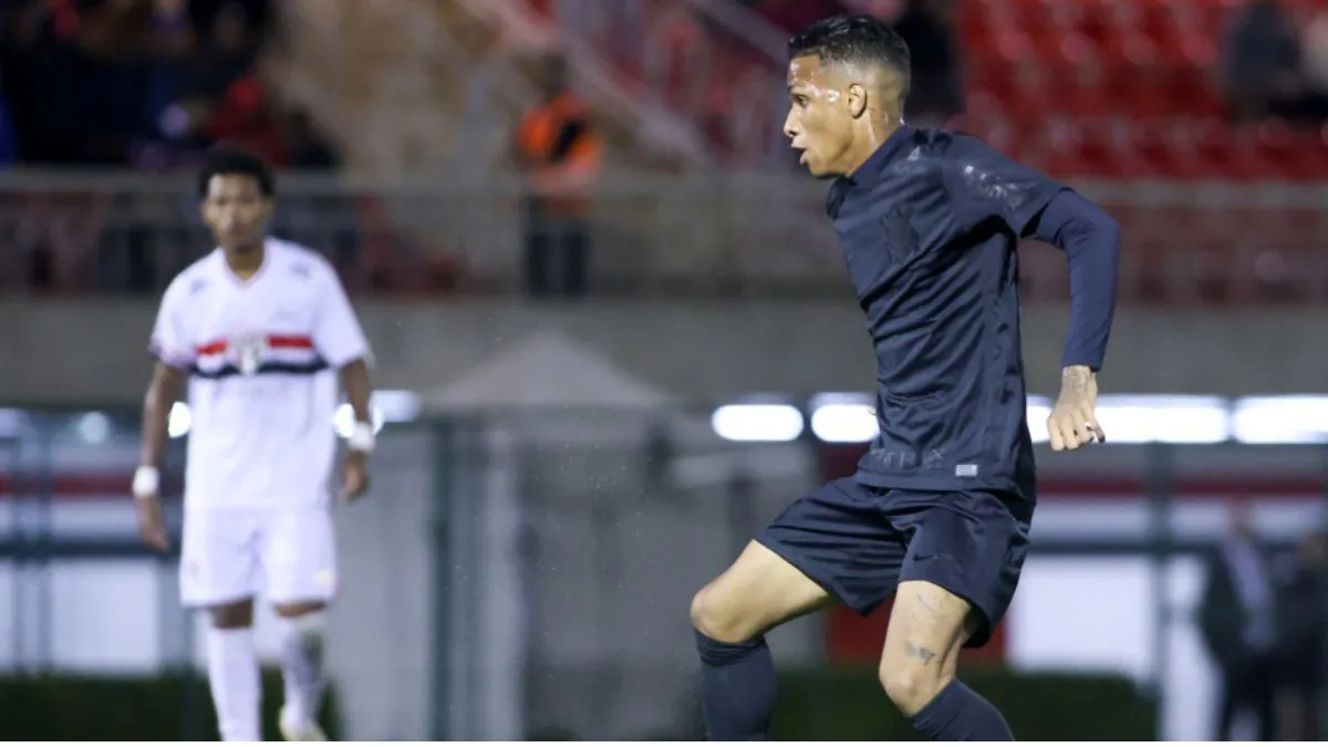 Corinthians acerta saída de volante Yago Gonçalves para o Camboriú