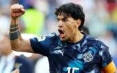 Futebol — Copa do Mundo da FIFA 2026 — fase de 16 avos de final — Alemanha x Paraguai — Estádio de Boston, Foxborough, Massachusetts, EUA — 29/06/2026. Gustavo Gómez, do Paraguai, comemora após a partida, com a equipe garantindo a classificação para as oitavas de final da Copa do Mundo.