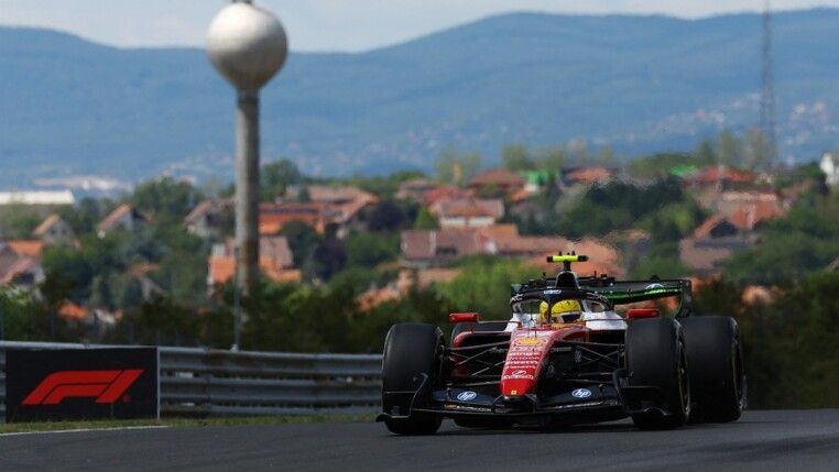 Fórmula 1 — Grande Prêmio da Hungria — Hungaroring, Budapeste, Hungria — 24/07/2026. Lewis Hamilton, da Ferrari, durante sessão de treinos.