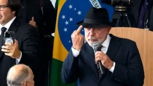 Lula mostra o dedo do meio