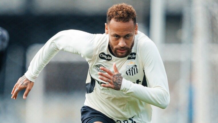 Neymar em treino do Santos